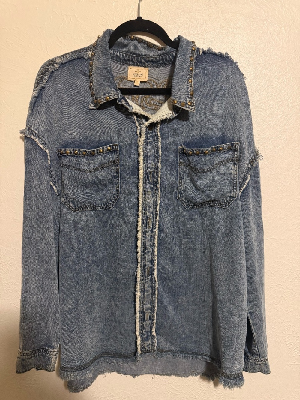 Sterling & Stitch Western Stone Denim Button Down.